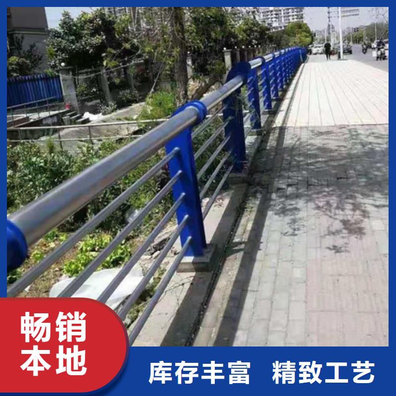 灯光护栏_镀锌喷塑防撞栏质保一年市场报价