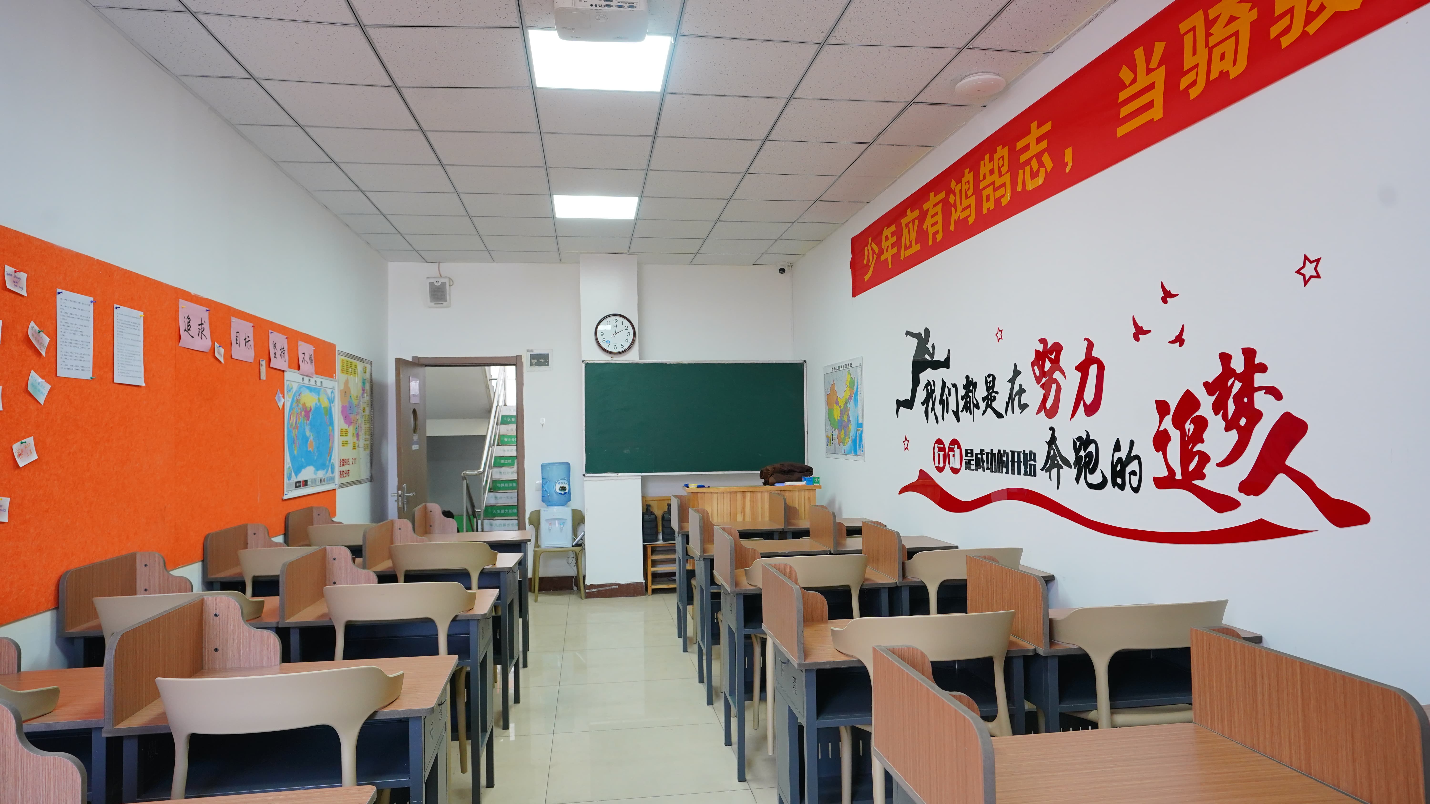 艺考文化课补习学校排名榜立行学校封闭管理突出