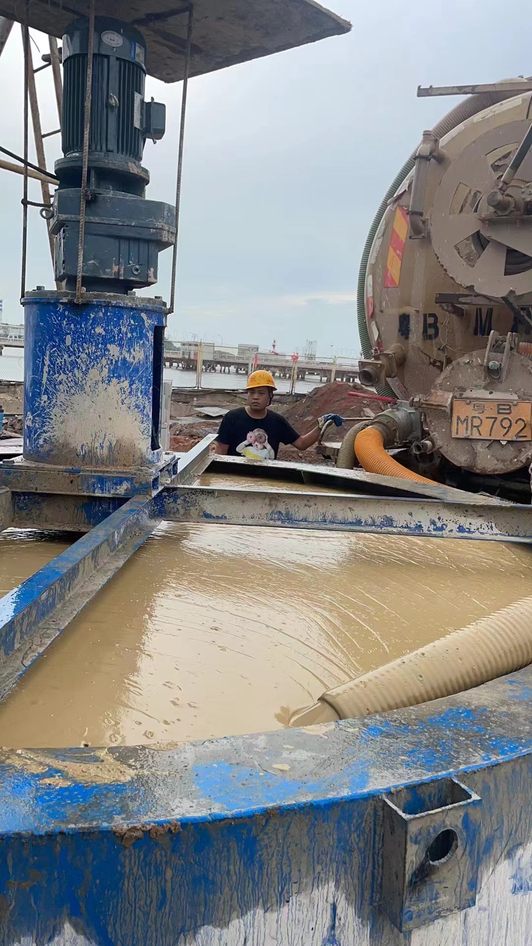 河湖疏浚土壤固化软土固化剂售后无忧